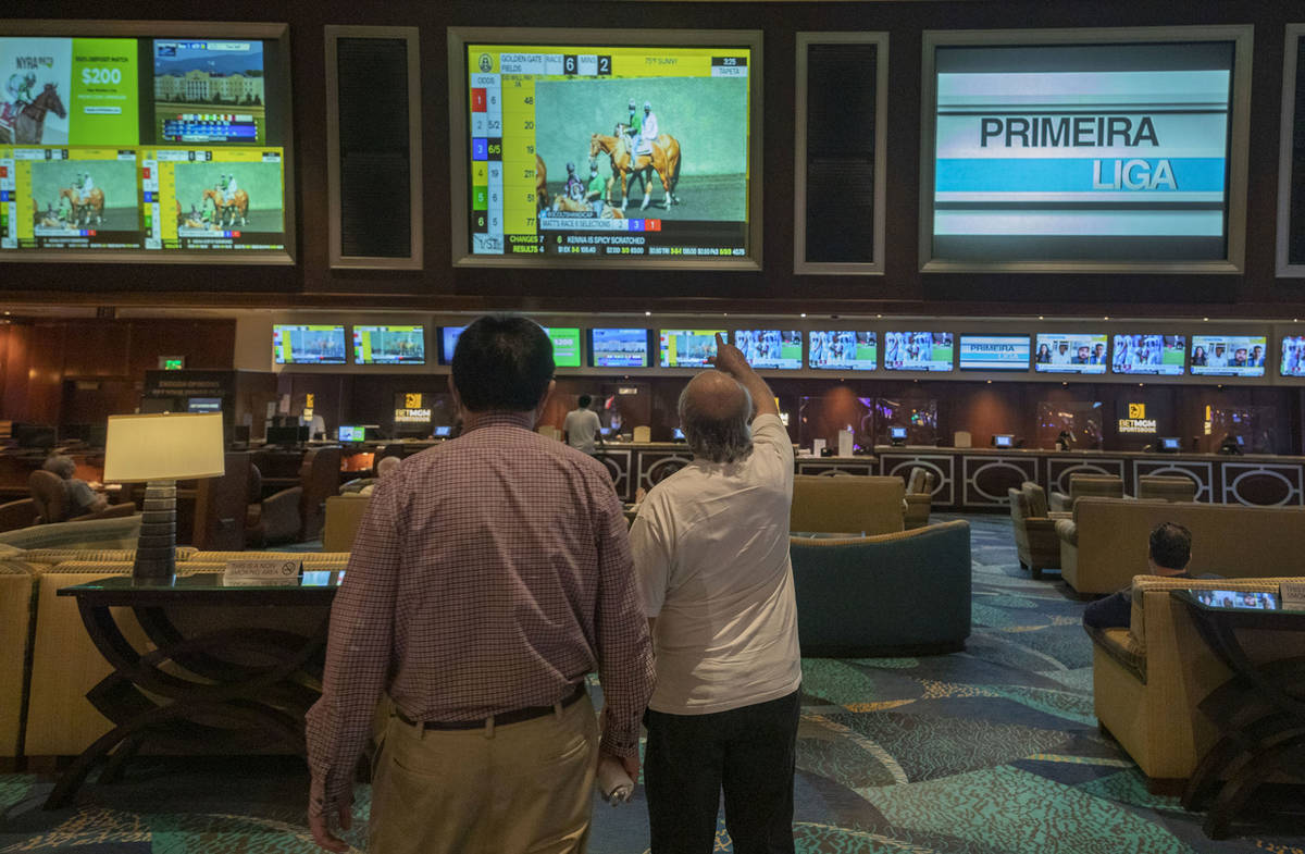 ILLINOIS SPORTSBOOKS HIT RECORD $840 MILLION IN BETS IN OCTOBER Football, basketball betting spurs records for handle, revenue, and tax revenue as end of in-person registration requirements approaches, according to PlayIllinois